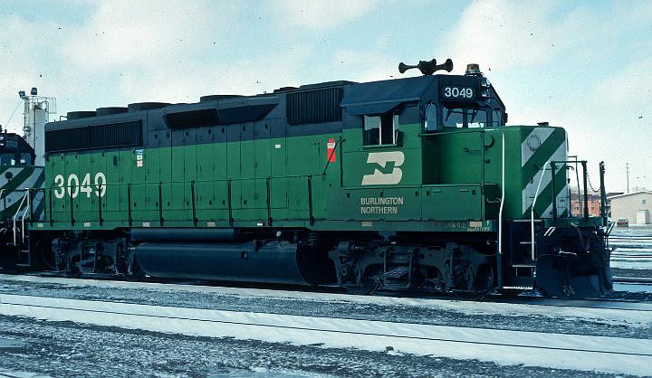 BN 3049 - GP40-2.jpg